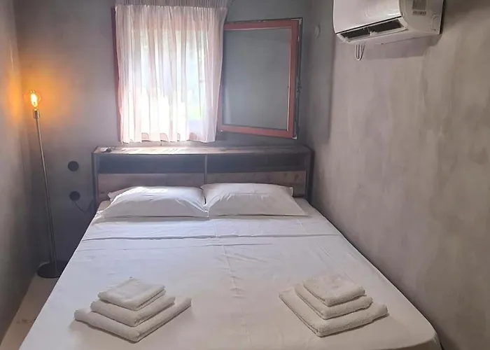 Dom wakacyjny Mani Tu 2-exclusive Sea View & Tranquility In Mani